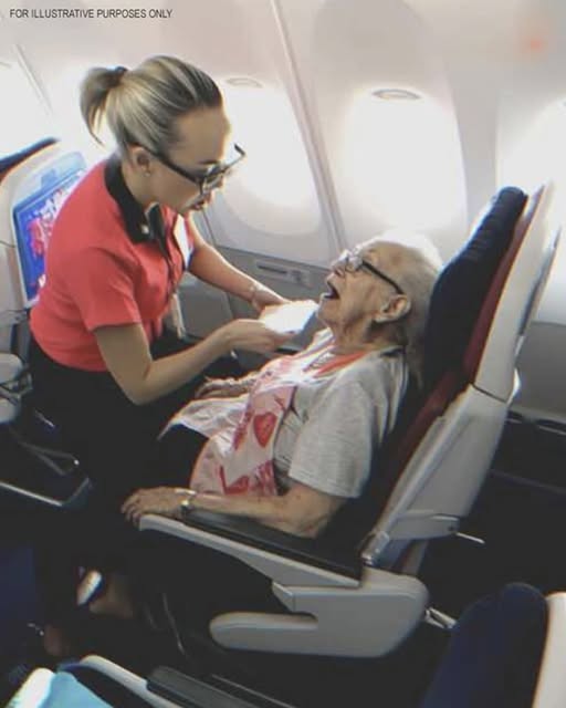 Flight Attendant Saved 62-Year-Old Business-Class Woman To reward her, she gave her a Christmas gift two years later.