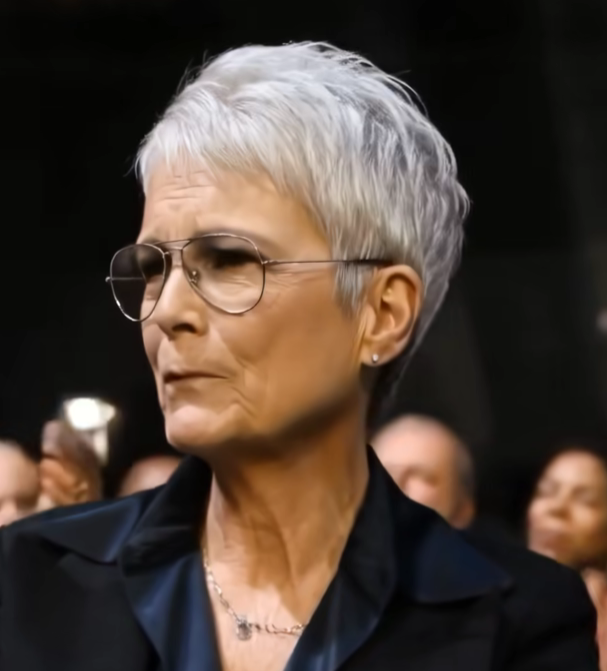 Jamie Lee Curtis Makes Emotional Announcement